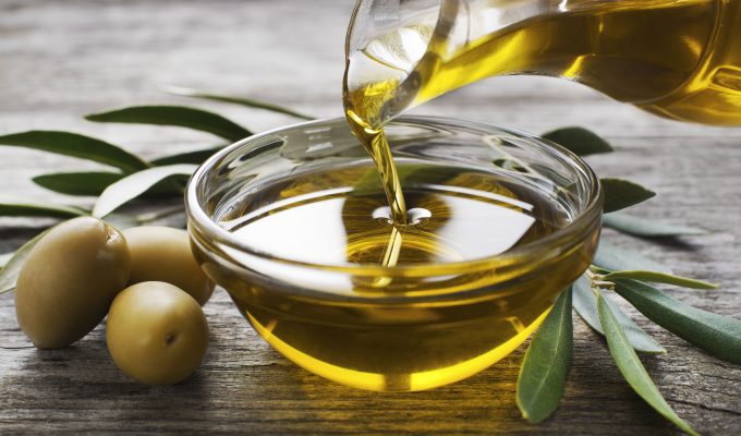 EXTRA VIRGIN OLIVE OIL – HEALTHIEST CHOICE OF FAT-min