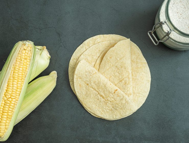 COMPARING CORN AND FLOUR TORTILLAS-WHICH IS BETTER-min