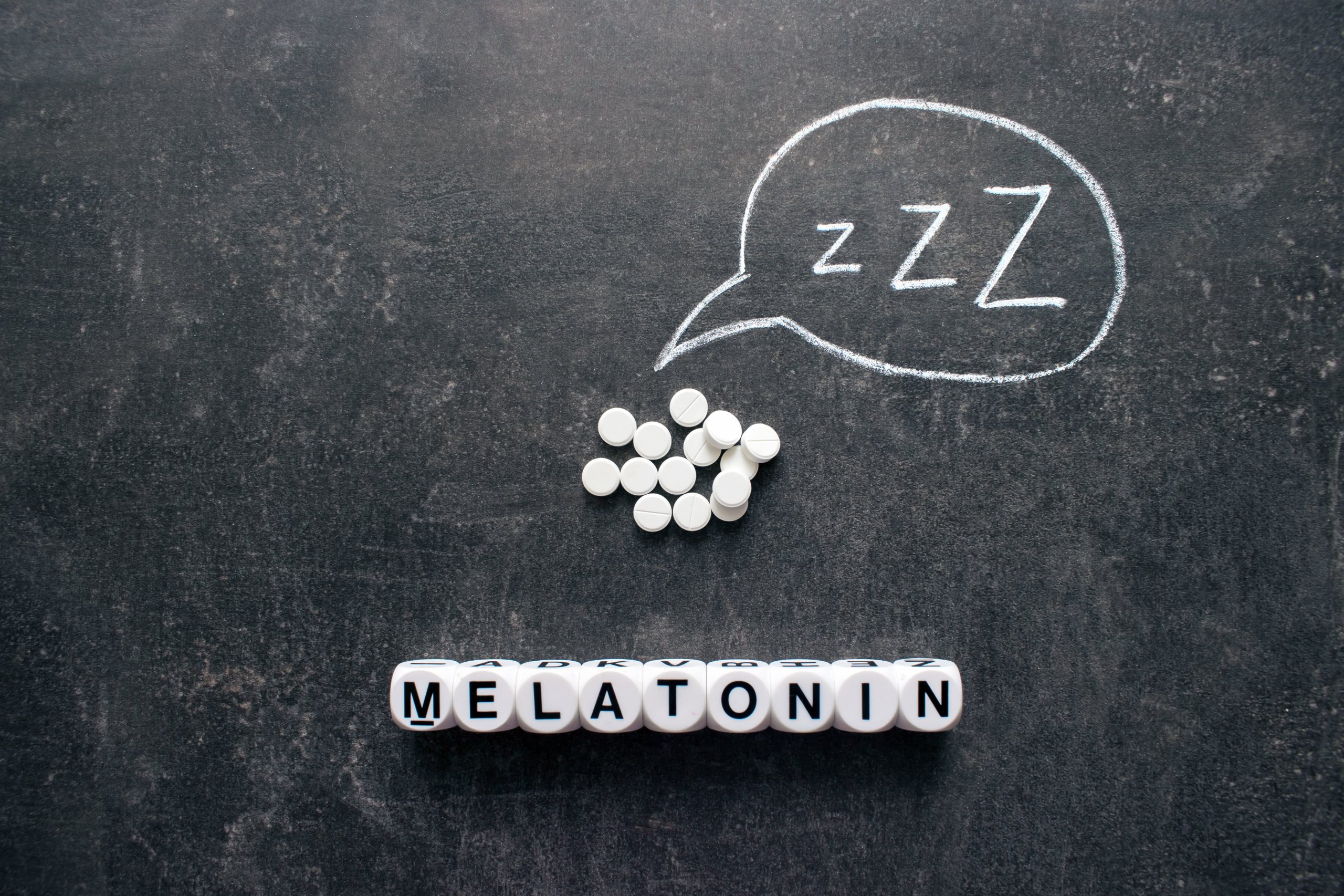 MELATONIN FOR SLEEP - USES AND DOSAGE-min