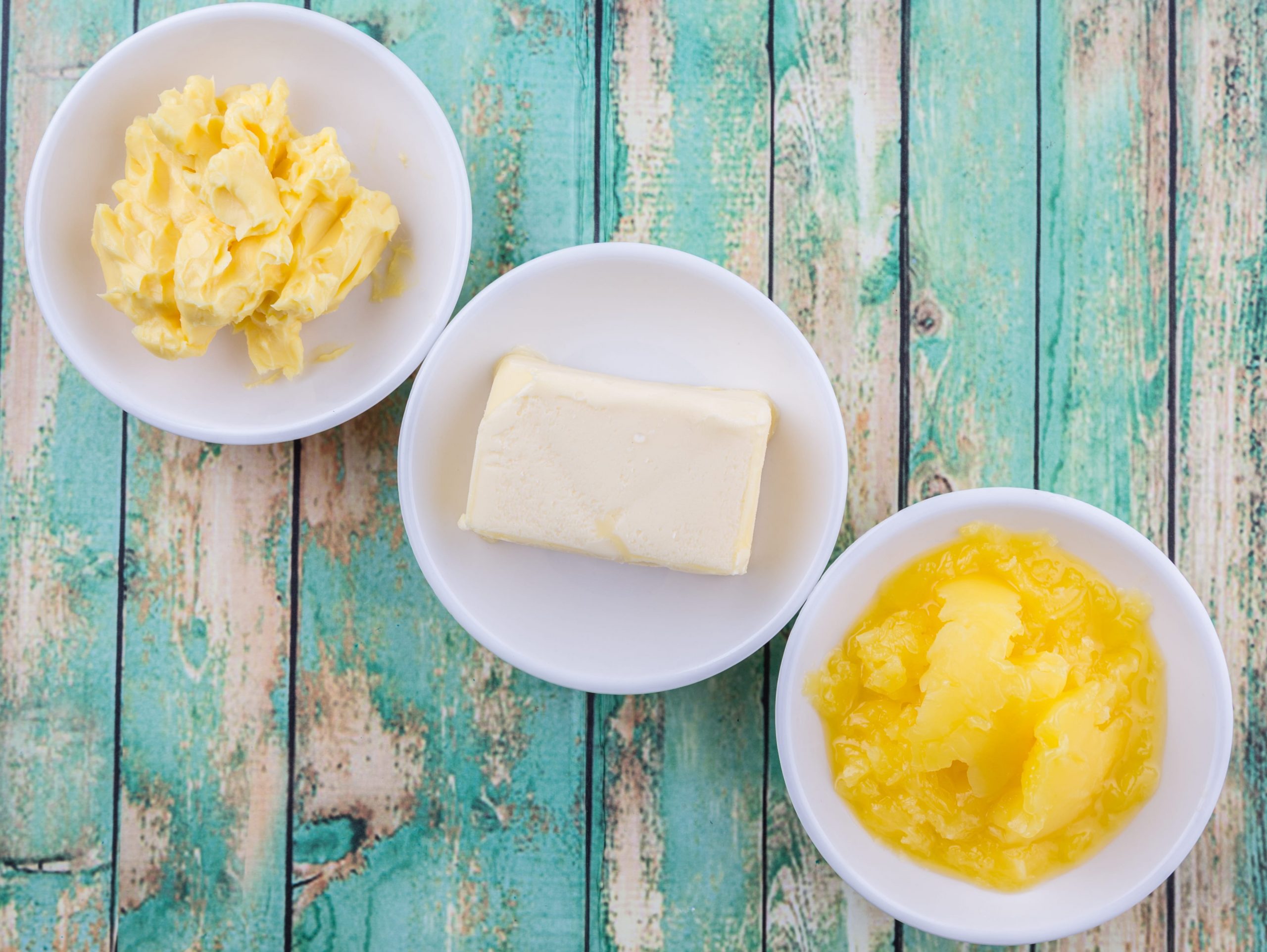 WHAT ARE THE DIFFERENCES BETWEEN BUTTER AND MARGARINE-min