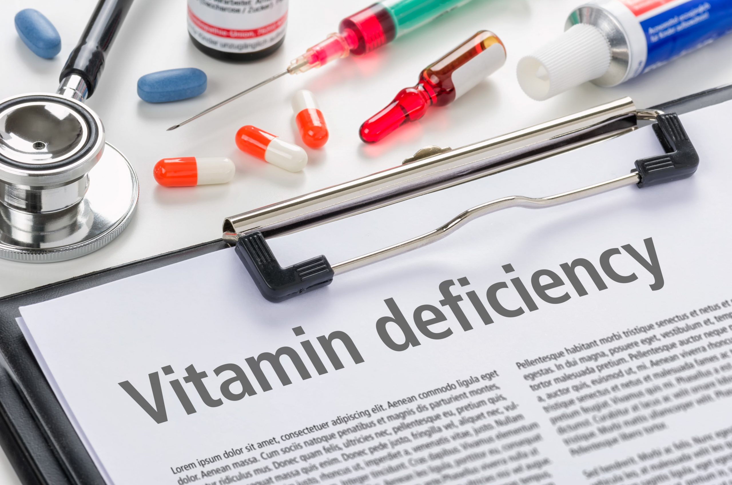 WHAT ARE THE SIGNS AND SYMPTOMS OF VITAMIN DEFICIENCY-min