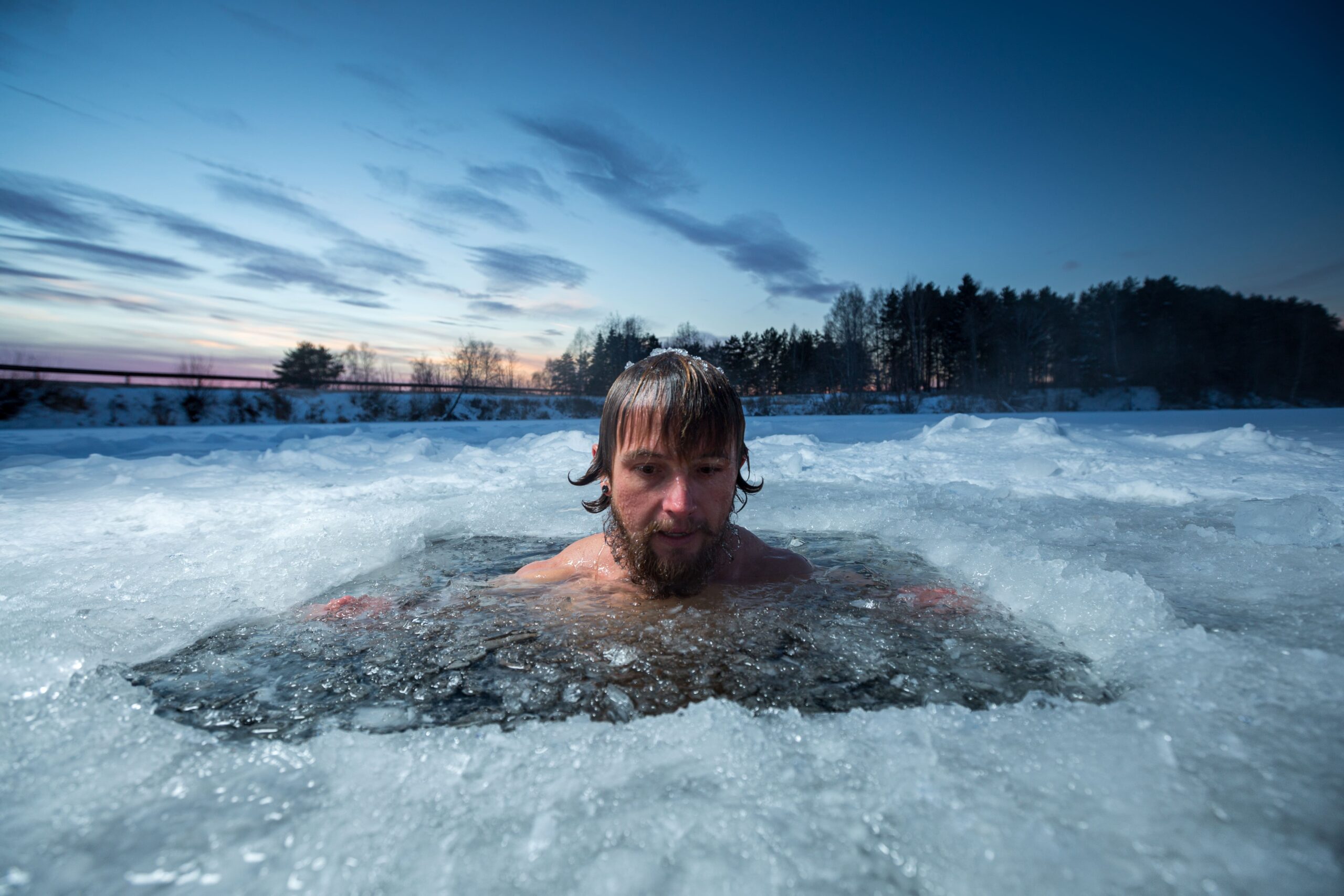 BENEFITS OF COLD PLUNGES-min