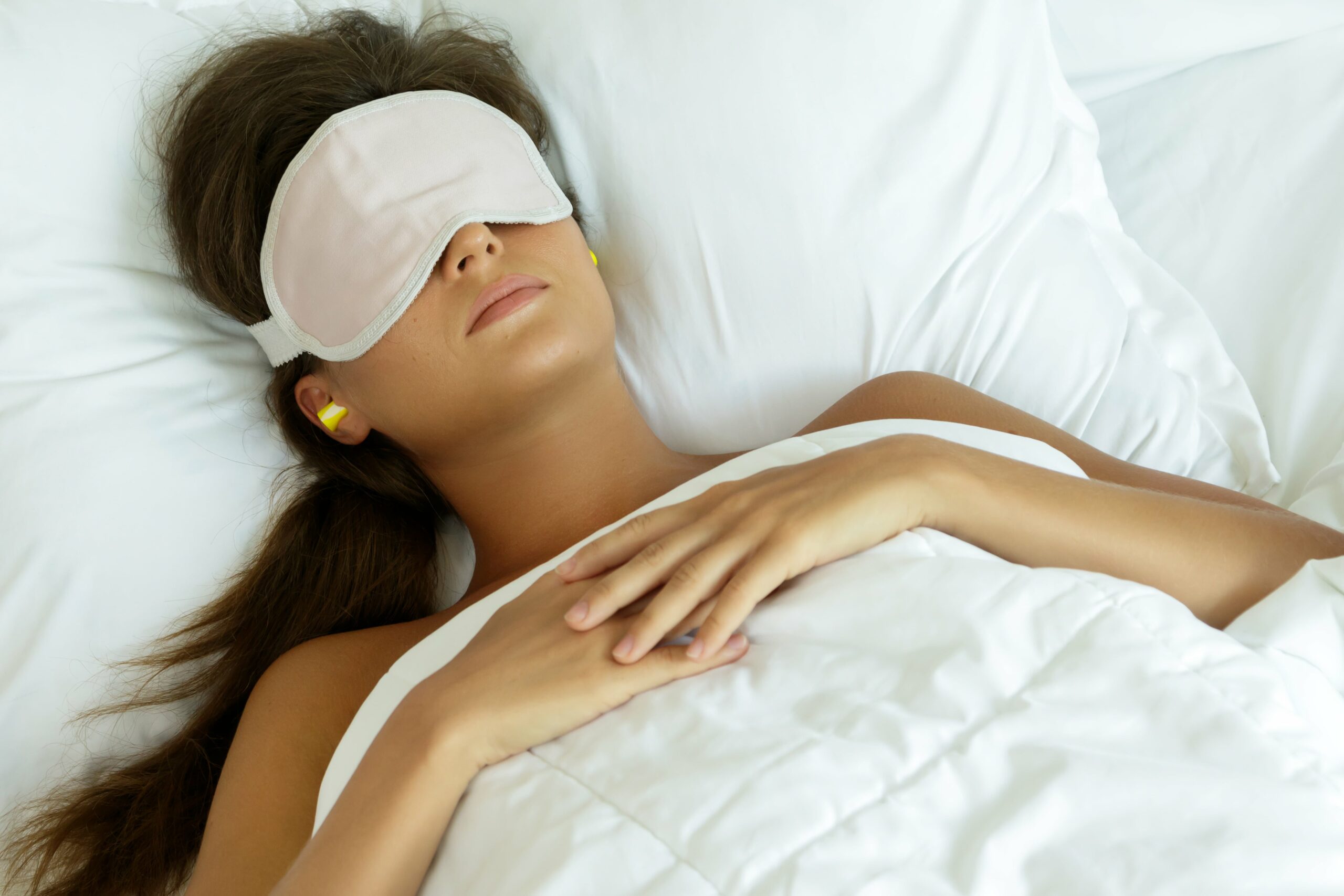 Beat These Nighttime Distractions for Better Sleep-min