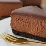EASY CHOCOLATE NO-BAKE CHEESECAKE RECIPE (WITH CBD)
