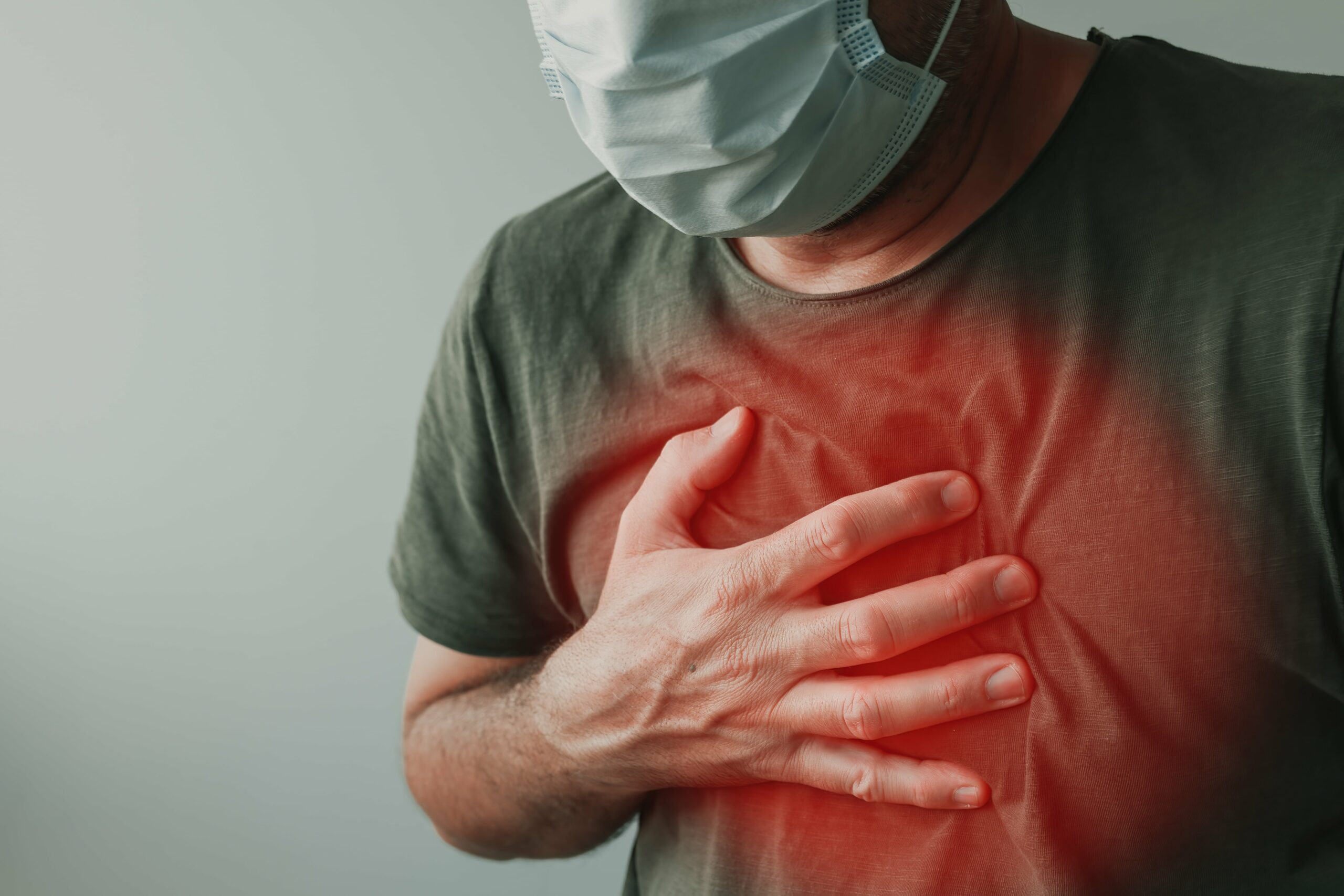 KEY SIGNS OF A CHEST INFECTION AND WHETHER THEY ARE CONTAGIOUS OR NOT-min