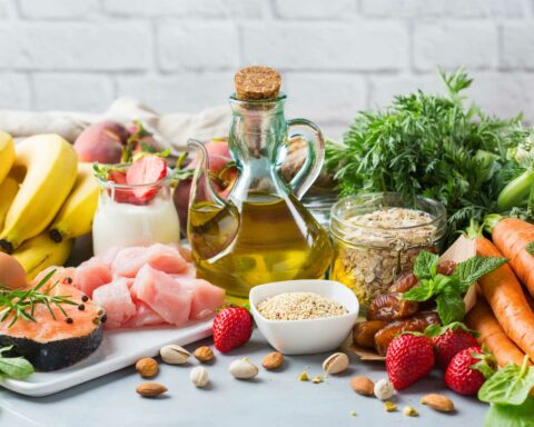 WEIGHT LOSS AND HEALTH BENEFITS OF THE MEDITERRANEAN DIET