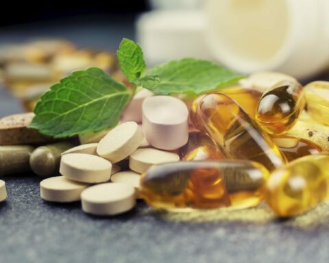 VITAMINS AND SUPPLEMENTS THAT HELP WITH ANXIETY