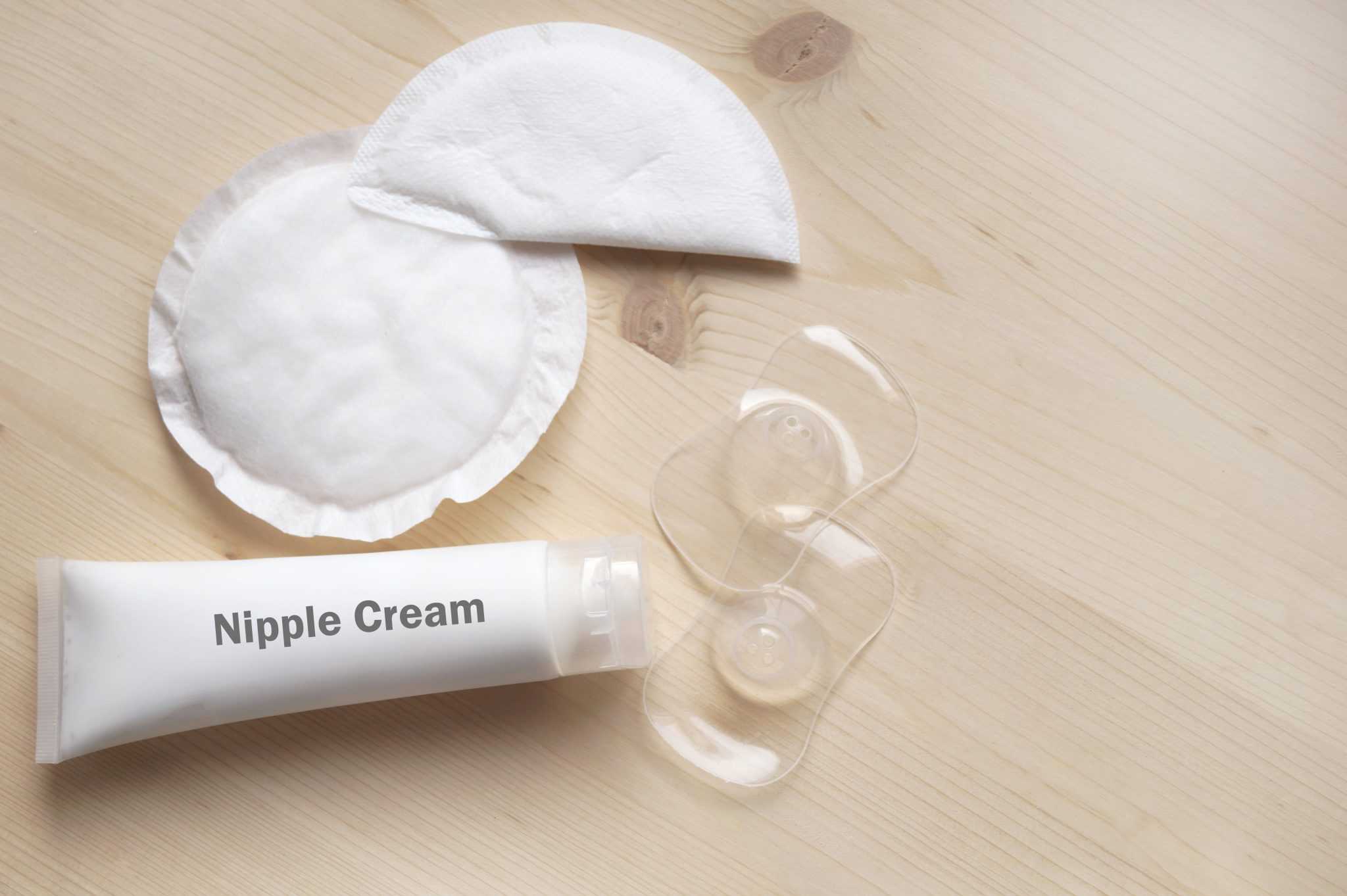 BEST NIPPLE CREAMS FOR BREASTFEEDING + EXPERT COMMENTARY