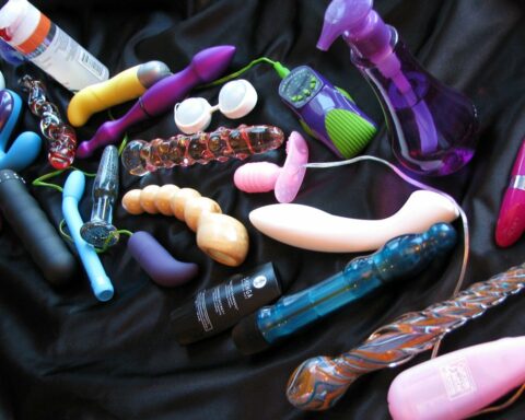 ENVIRONMENTALLY FRIENDLY SEX TOYS PRODUCTS AND ECO EROTICA