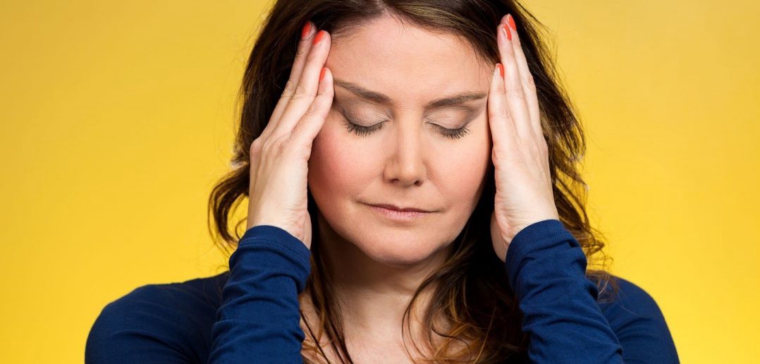WHAT ARE THE FIRST SIGNS OF MENOPAUSE