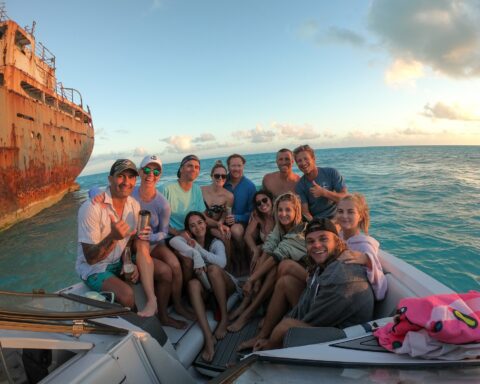 Wake to Wake Watersports - motorised private charter watersports company located in Turks & Caicos