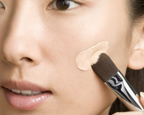What Are The 3 Most Common Ways Women Apply Foundation Incorrectly