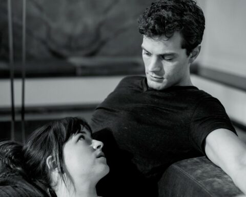 Fifty Shades of Grey Shocks and Impresses