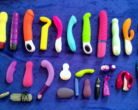 Best Dildos for Women - A Full Guide to All Types of Dildos